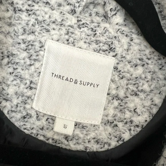 NWOT Thread & Supply Double Breasted Wool
Peacoat - Salt and Pepper - Picture 4 of 4